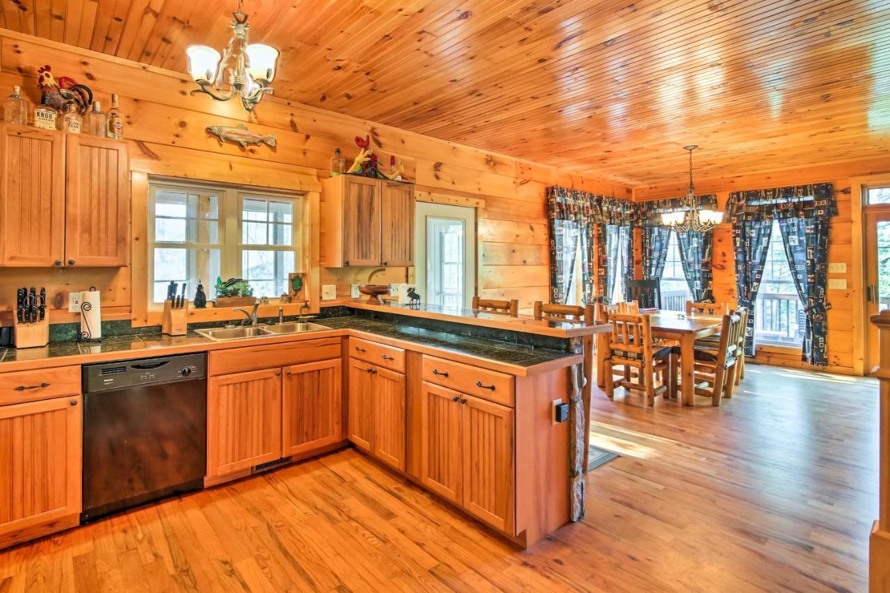 Lakefront South Carolina Abode With Deck And Boat Dock Fair Play Esterno foto
